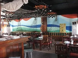 The Reef Hotel And Residences Olongapo City