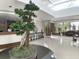 ***  The Reef Hotel And Residences Olongapo City Filippinerna